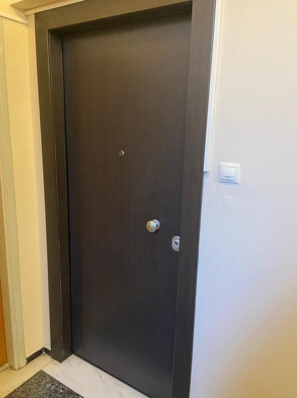 your apartment door